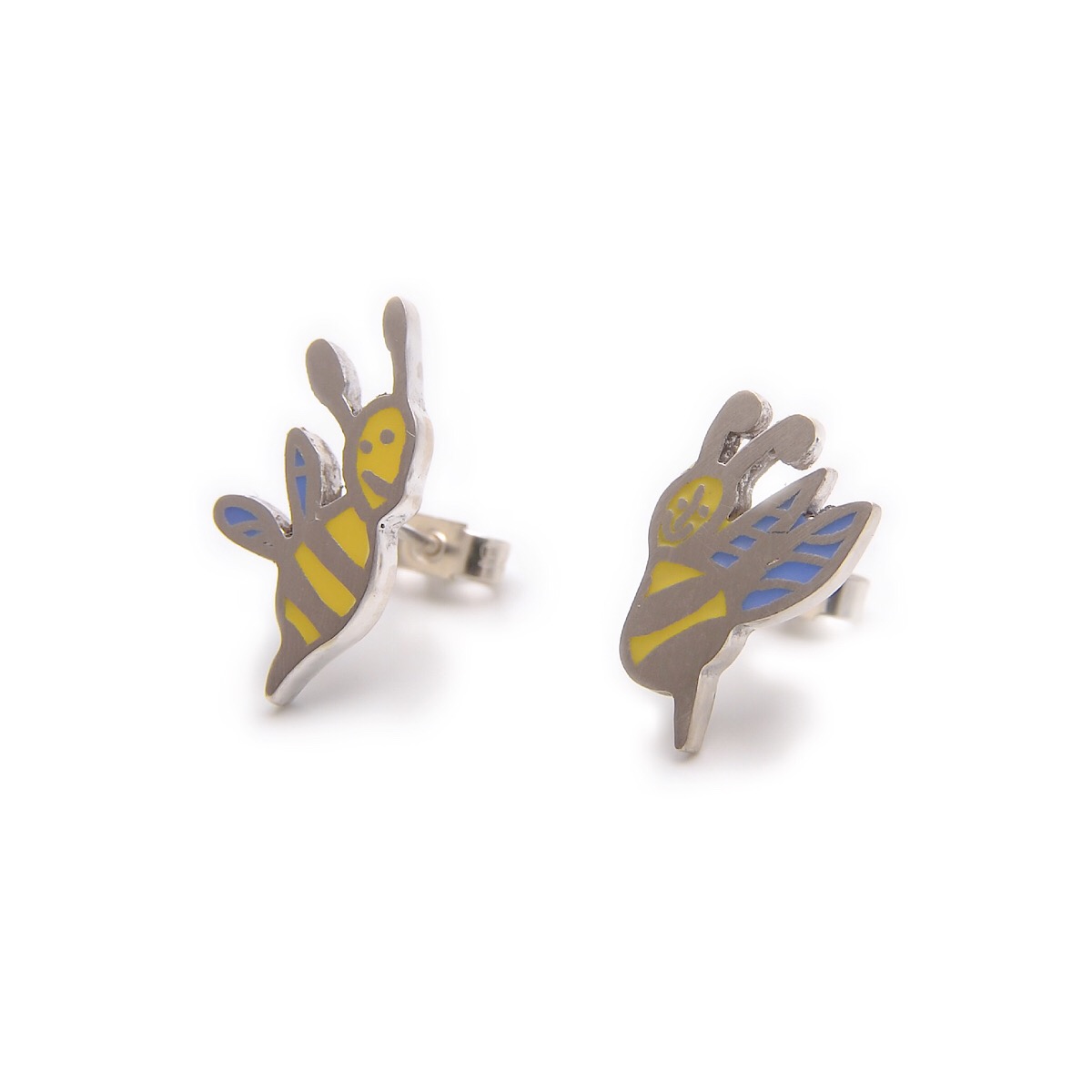 bee_stud_earrings_silverdoodle_silver_resin_childrens_art_jewellery-08